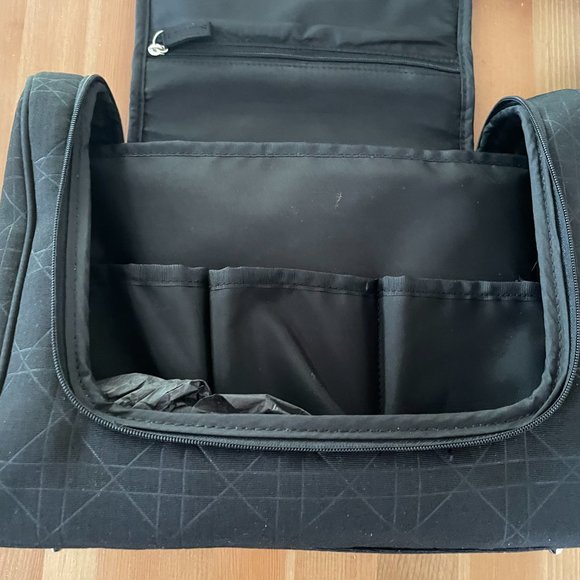 NWOT Christian Dior Black Quilted Cannage Large Cosmetic Bag - Picture 10 of 10